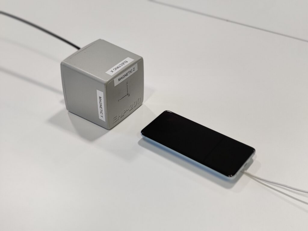 RF exposure testing of wireless charging systems